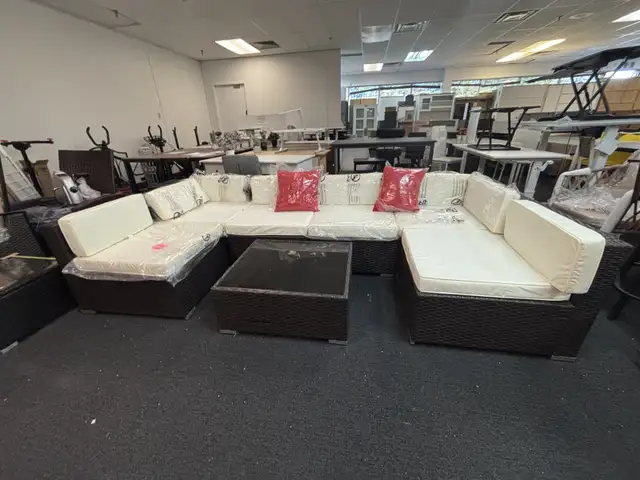 Clearance sale 7 PC Outdoor Patio Set Only  in Patio & Garden Furniture in Markham / York Region - Image 4