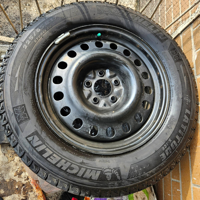 4- Winter tire /rim Michelin LATITUDE X-ICE 2 225/65R17 102T in Tires & Rims in City of Toronto - Image 2