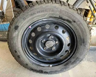 195 / 65 R15 - Used only one winter on a Kia Forte LX but will of course work for other models. Won’...