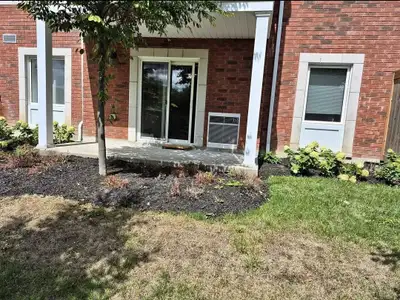A cozy 2 bedroom, 2 bathroom condo located in a quiet Peterborough community. This suite is a ground...