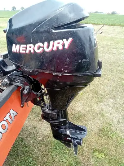 2008 9.9 mercury 4 stroke , runs good , has scratches on cowling , with tank
