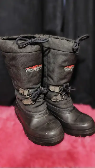 Women’s WindRiver Winter Boots–Size 6 w/Removable Liners $40 OBO, View more