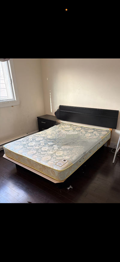 ️ Ensemble de chambre – Base de lit, tête de lit et matelas, View more