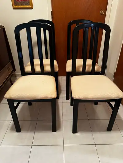 Chaises laque noir (4), jamais utilise , View more