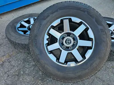 Set of 4 original 17" TOYOTA 4RUNNER/Tacoma/tundra/sequoia/fj cruiser rims with BRIDGESTONE blizzak...