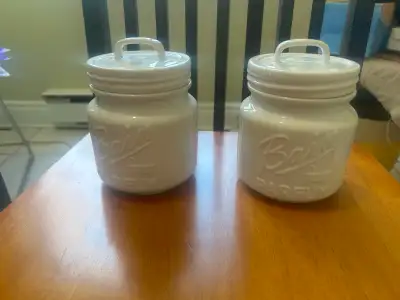 "Bain Parfum", Stylish Glass Containers  NEW, View more