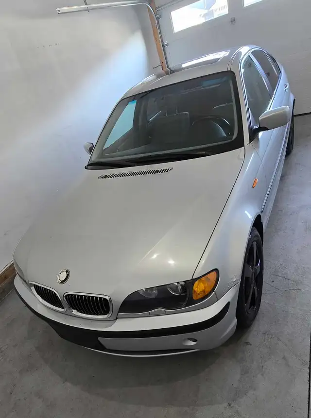 2002 BMW 325xi 513080874364446724