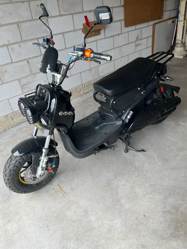 Emmo Monster in eBike in Hamilton - Image 6