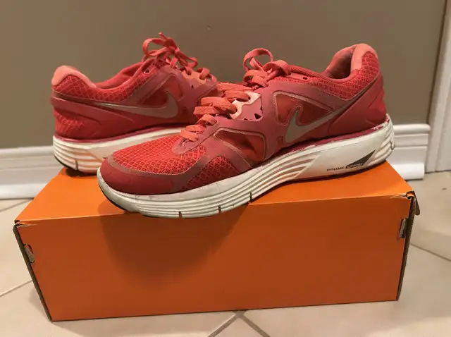 Nike Running Shoes size 8.5 Ladies in Men's Shoes in Peterborough - Image 2