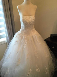 Wedding Dress Size 10 Sweetheart style 