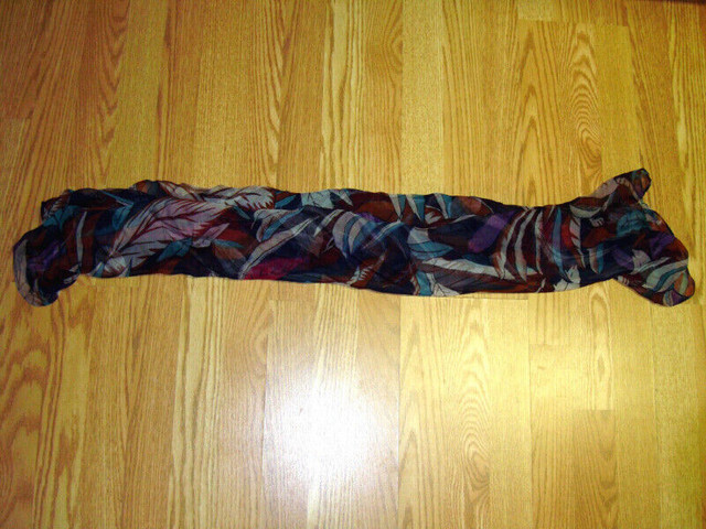 Many Silk Scarves - $5 each in Other in Ottawa - Image 4