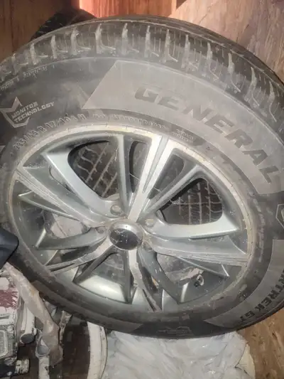 As described. Rims are in good shape, tires probably wouldnt pass inoection.