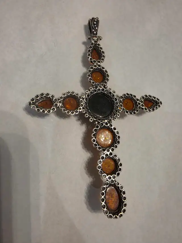 Sterling Vintage Large Cross Pendant Baltic Amber in Jewellery & Watches in London - Image 7