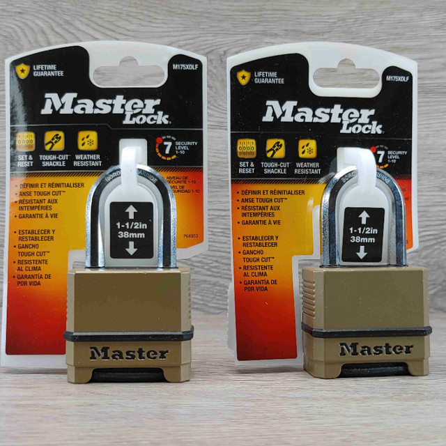 2 Master Locks BUNDLE -Combination Padlocks 1 1/2 (38mm) Shackle in Other in City of Toronto