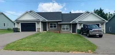 Located in Cornwall. Available December 1, 2025. 60 Stephanie Drive, Cornwall. Two year old home wit...