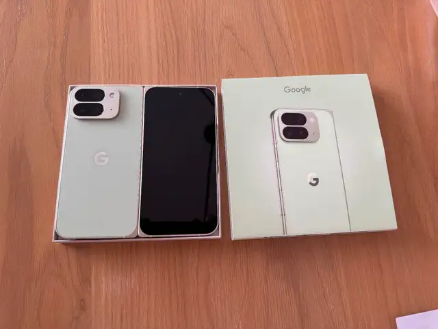 Google Pixel 10 Fold 256GB - Jade - Brand New OPEN BOX