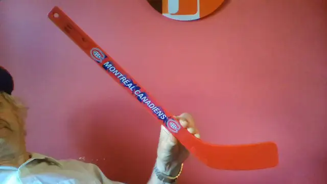 MONTREAL CANADIENS plastic mini HOCKEY STICK 19 1/2" long in Arts & Collectibles in Winnipeg - Image 2