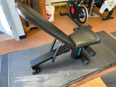 Vectra Fitness FID adjustable Bench Made in the US 7 positions: decline, flat, incline (5x) Used but...