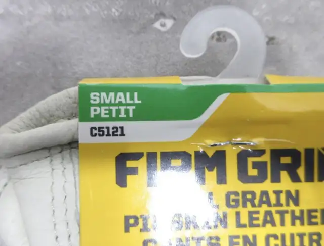 Firm Grip Full-Grain Leather Work Gloves in Men's in Oshawa / Durham Region - Image 5
