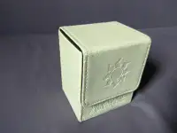 Magnetic Deck Box MTG Ultra Pro (white)