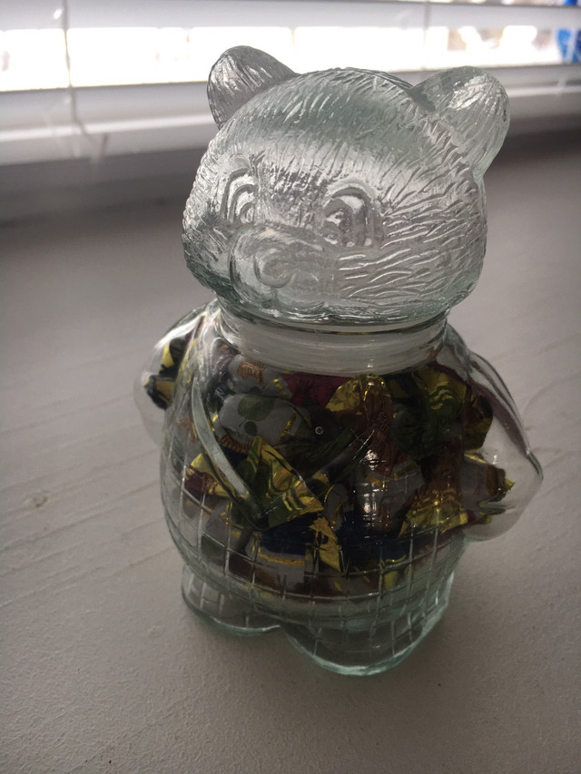 Bear candy jar in Arts & Collectibles in City of Toronto - Image 3
