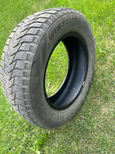 Set of used 4 Winter Tires from a Honda Civic in good condition Size Tires 195/65R/15 One winter sea...