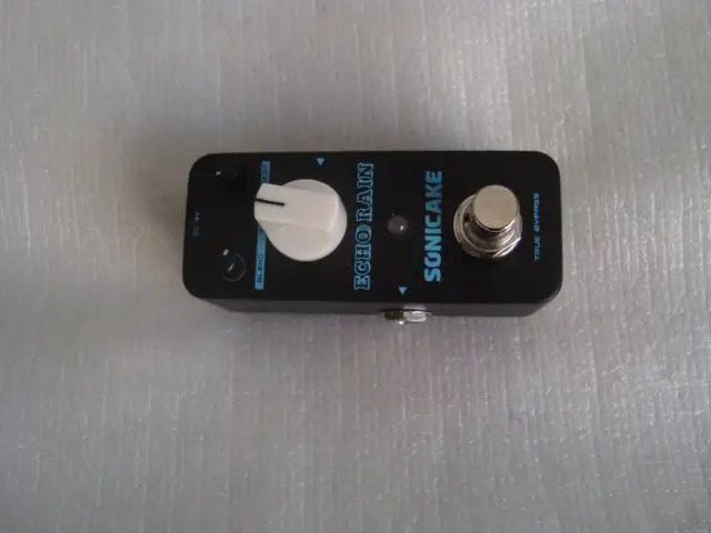Marshall footswitch / echo rain delay / dod adapter in Amps & Pedals in Ottawa - Image 3