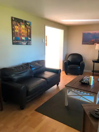 2 bedroom house for rent 10 min north of London