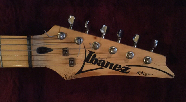VINTAGE 1994 IBANEZ RX-20 ELECTRIC GUITAR in Guitars in Moncton - Image 4