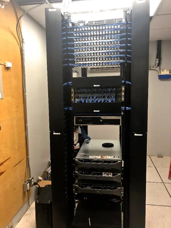 Câblage Réseau pour Caméras, Téléphonie Ip ,Contrôle Accès in Security Systems in City of Montréal - Image 8