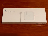 BNIB Apple 60w power adapter 