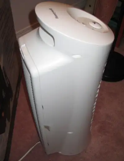 FS:Honeywell air cleaner, desktop fan, humidifer, View more