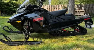 2022 Skidoo Renegade X 850 - low mileage, View more
