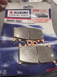 Suzuki GSXR 600 OEM  Front brake pads Full Pair  both calipers