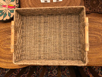 Seagrass Basket With Metal Frame & Wooden Handles