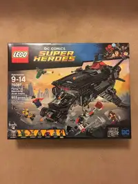 LEGO DC Comics JL (Flying Fox: Batmobile Airlift Attack)