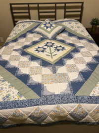 Queen quilt with Pillow