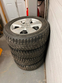 Set 4 pneus d'hiver Dodge cavavan