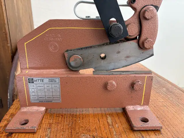 vitte industrial shears for bench top cutting of sheet metal