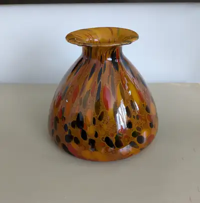 Vase en verre soufflé aux couleurs d'automne, View more