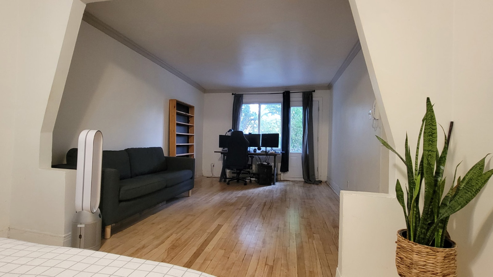 Appartement 3 1/2 Montréal, métro Joliette — photo 1