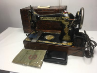 Heavy duty sewing machine singer model 127-3