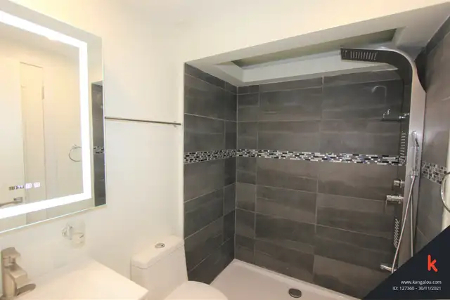 Loft 3 1/2 Lumineux près Métro Langelier & Piscine Municipale in Long Term Rentals in City of Montréal - Image 11