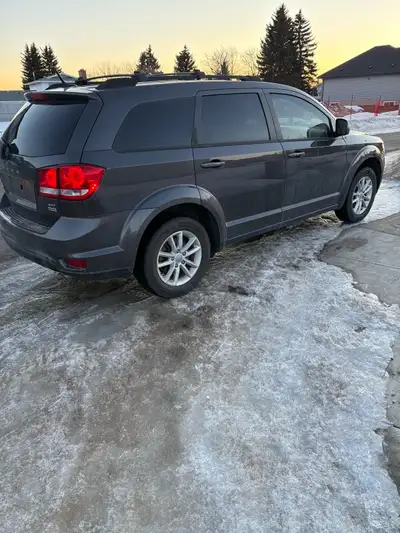 2017 Dodge Journey SXT 7 passenger, only 78,000 kms no accidents. $12,500 OBO