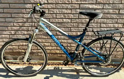Giant Hybrid Bike 24-Speed, View more