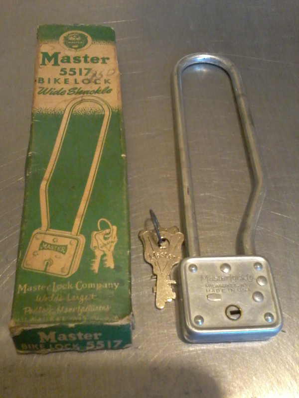 Vintage 1950s  bicycle Master Lock new old stock with keys & box in Clothing, Shoes & Accessories in Cambridge - Image 4