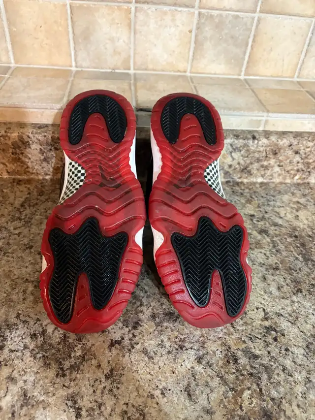 Jordan 11 Bred  in Men's Shoes in Nanaimo - Image 6