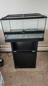 24"x18"x12" Exo Terra vivarium w/Exo Terra Cabinet