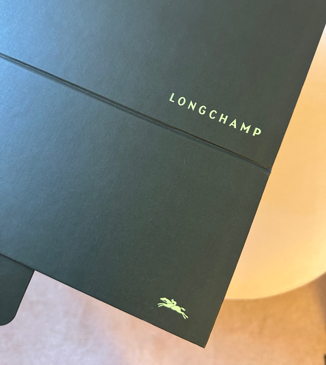 NEW! Longchamp Gift Packaging in Women's - Bags & Wallets in Markham / York Region - Image 2