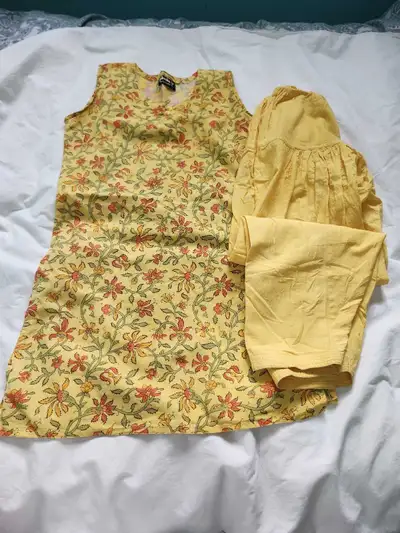 Indian dress fits 8to10years, View more